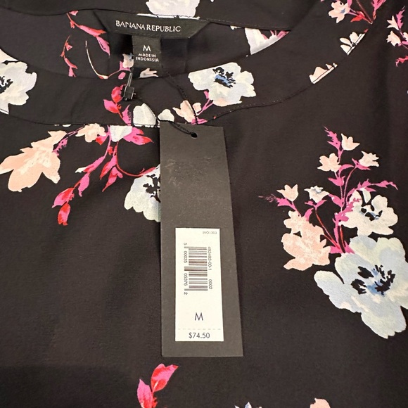 NWT Banana Republic Floral Short Sleeve Crew Neck Blouse Size M - Picture 5 of 11